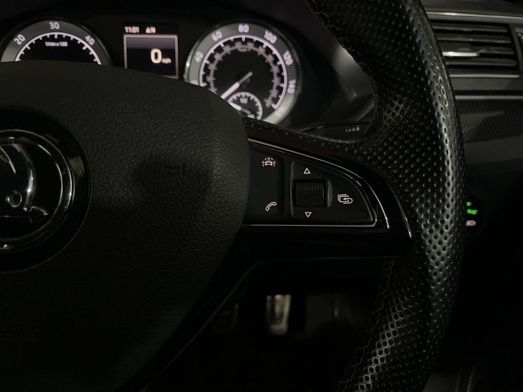 Used Skoda Superb 2017 for sale - 77834977: Photo 14