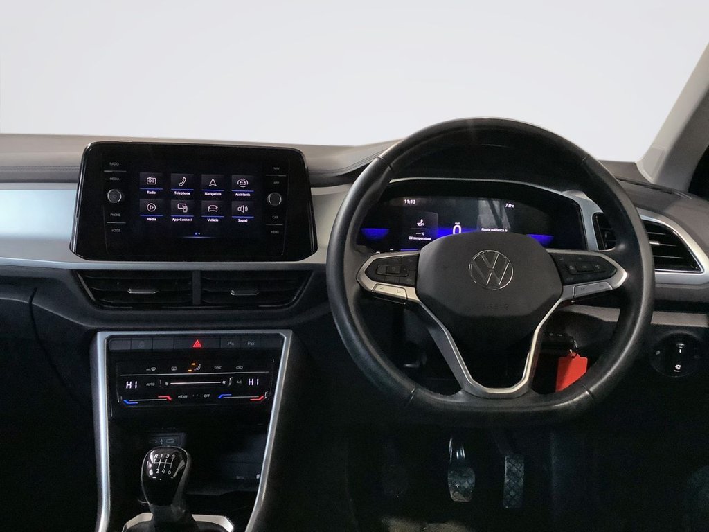 Used Volkswagen T-Roc 2023 for sale - 77463773: Photo 16