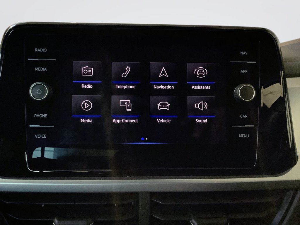 Used Volkswagen T-Roc 2023 for sale - 77463773: Photo 24