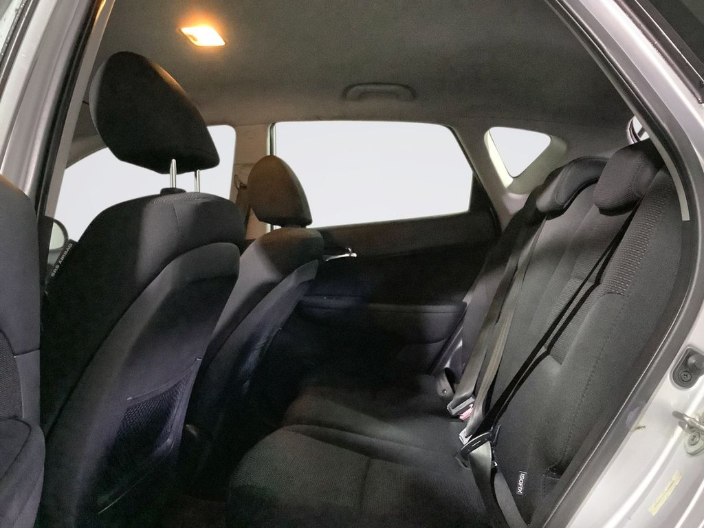 Used Hyundai i30 2009 for sale - 76092470: Photo 13