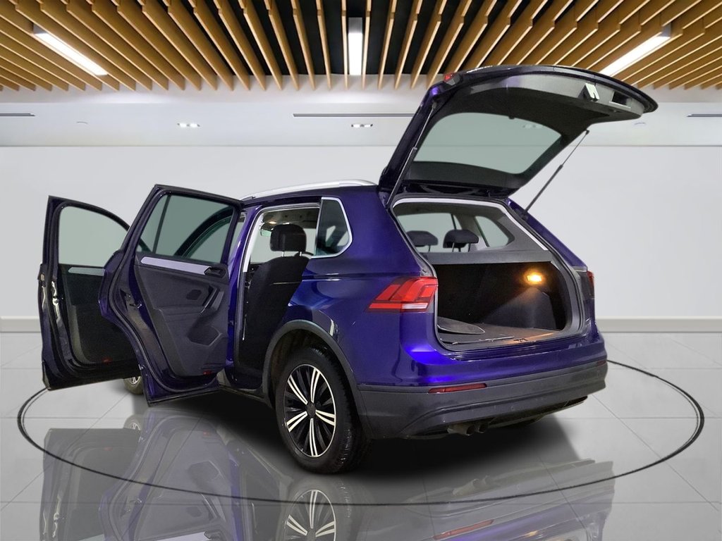 Used Volkswagen Tiguan 2018 for sale - 76618000: Photo 8