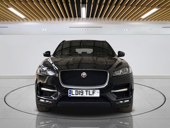 Used Jaguar F-Pace 2019 for sale - 79350589: Photo