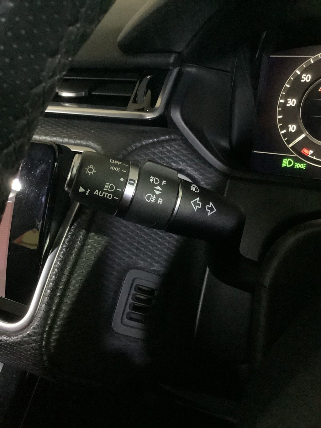 Used Land Rover Range Rover Velar 2018 for sale - 76617320: Photo 17