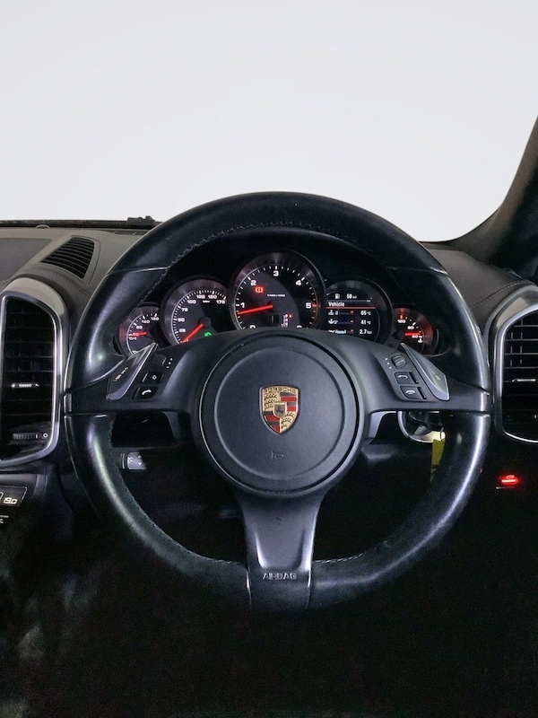 Used Porsche Cayenne 2014 for sale - 76223254: Photo 16