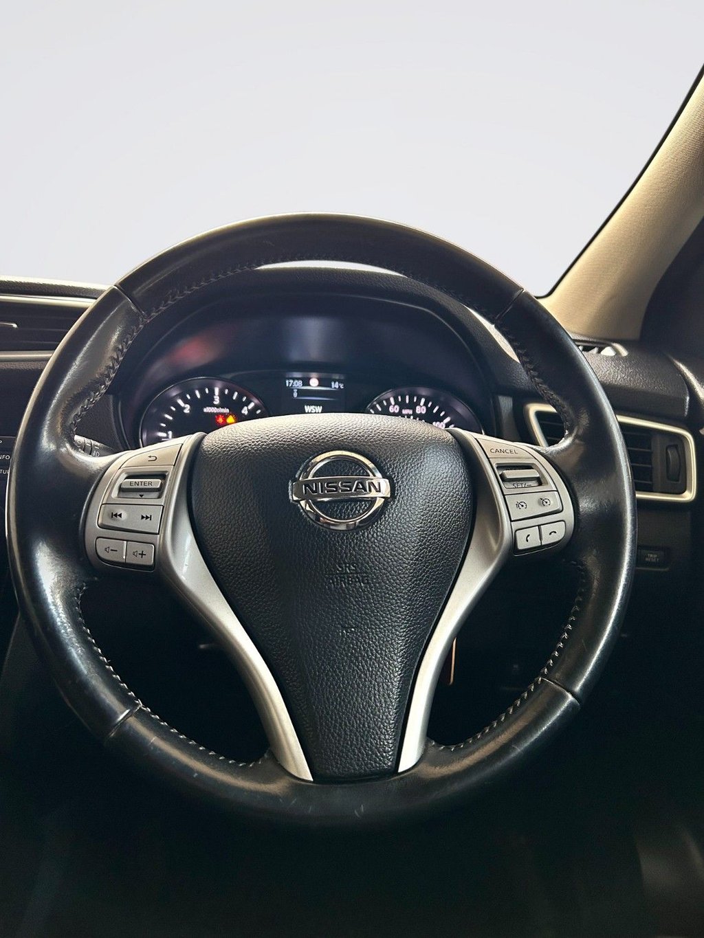 Used Nissan Qashqai 2017 for sale - 78180976: Photo 15