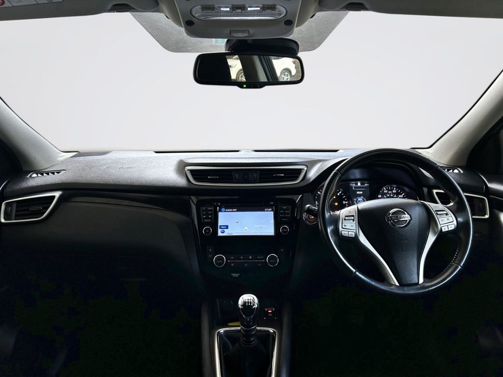 Used Nissan Qashqai 2017 for sale - 78180976: Photo 2