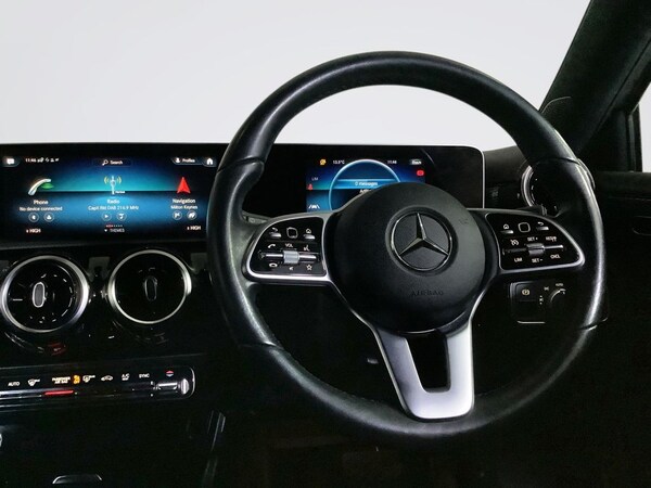 Used Mercedes-Benz A-Class 2018 for sale - 76223851: Photo 15