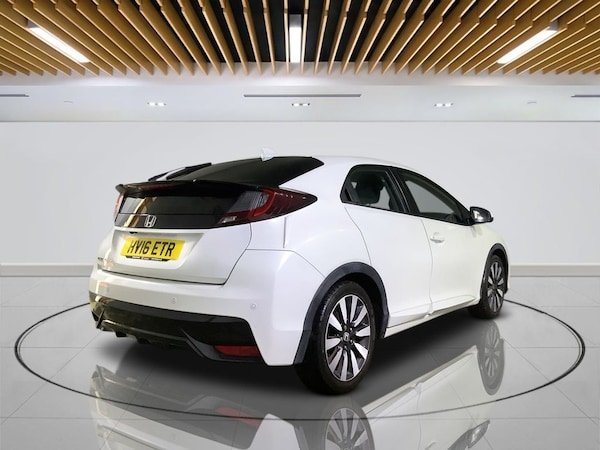 Used Honda Civic 2016 for sale - 76202758: Photo 8
