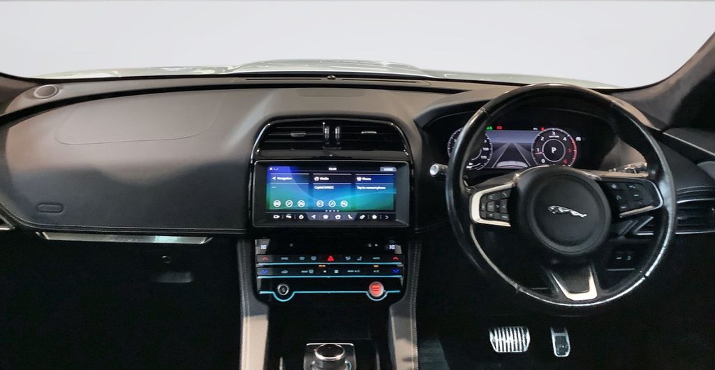 Used Jaguar F-Pace 2019 for sale - 77383515: Photo 3