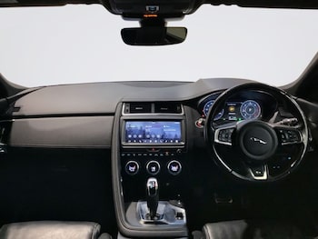 Used Jaguar E-Pace 2018 for sale - 79313024: Photo
