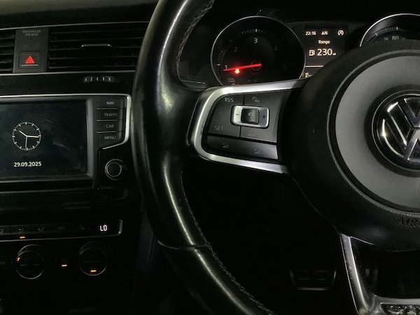 Used Volkswagen Golf 2016 for sale - 76235420: Photo 14