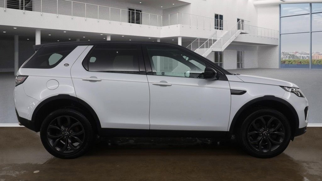 Used Land Rover Discovery Sport 2019 for sale - 77534997: Photo 5