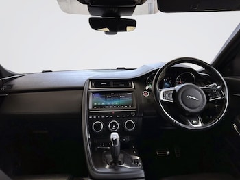 Used Jaguar E-Pace 2019 for sale - 79333944: Photo