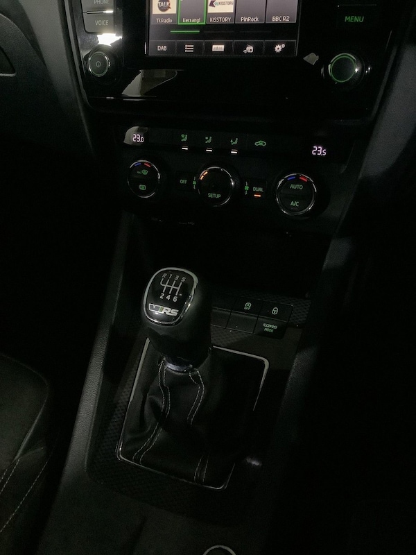 Used Skoda Octavia 2014 for sale - 76185326: Photo 24