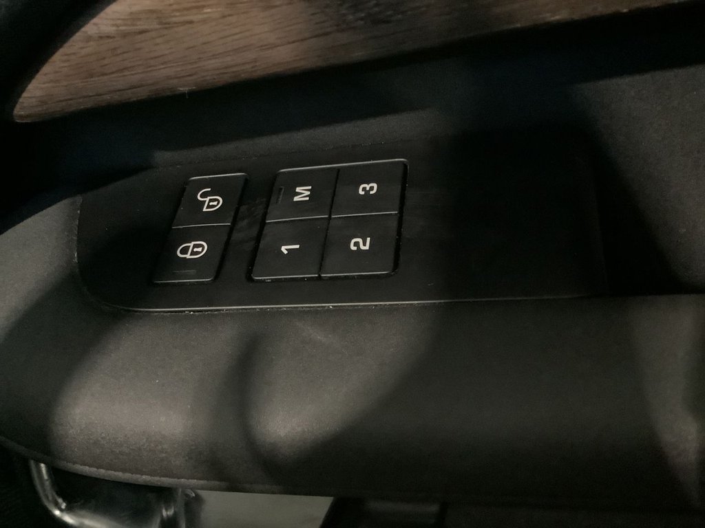 Used Land Rover Discovery 2018 for sale - 77226924: Photo 26