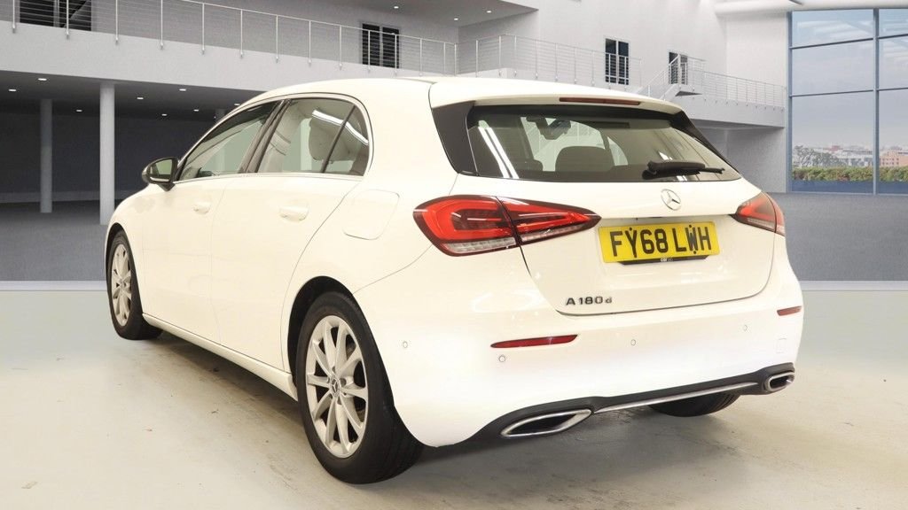 Used Mercedes-Benz A-Class 2018 for sale - 77952405: Photo 3