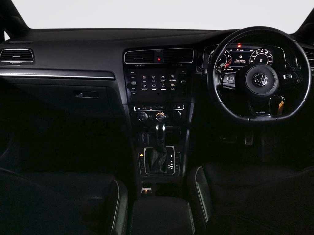 Used Volkswagen Golf 2017 for sale - 76962066: Photo 3