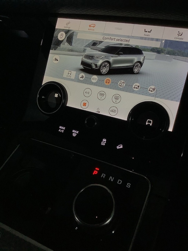Used Land Rover Range Rover Velar 2018 for sale - 76172957: Photo 25