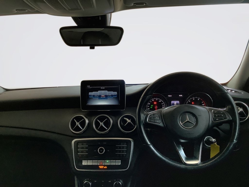 Used Mercedes-Benz GLA 2018 for sale - 78145053: Photo 3