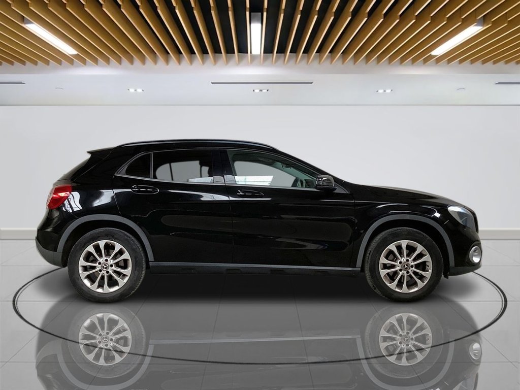 Used Mercedes-Benz GLA 2018 for sale - 78145053: Photo 8