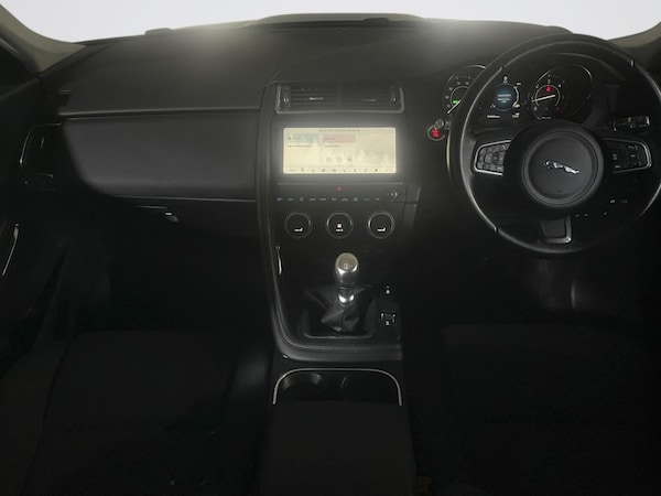 Used Jaguar E-Pace 2019 for sale - 76185129: Photo 3