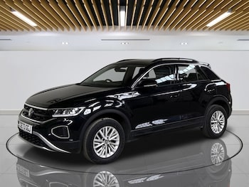 Used Volkswagen T-Roc 2023 for sale - 79345259: Photo