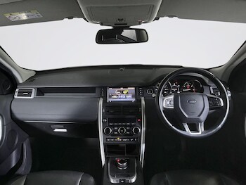 Used Land Rover Discovery Sport 2017 for sale - 75444087: Photo
