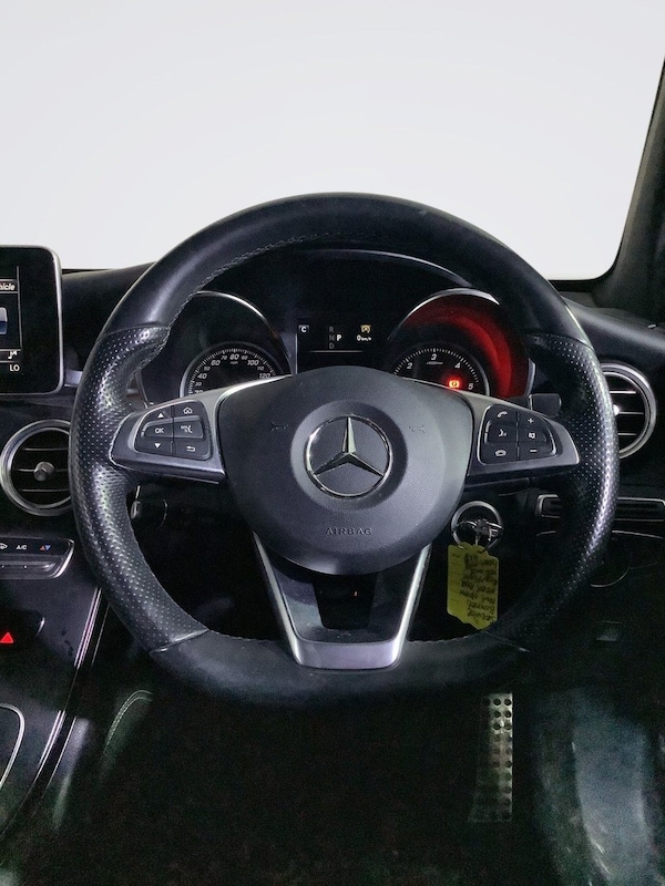 Used Mercedes-Benz GLC 2018 for sale - 76168454: Photo 12