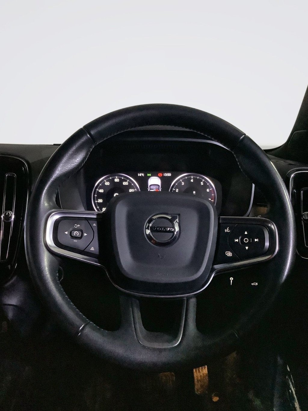 Used Volvo XC40 2019 for sale - 76445831: Photo 13