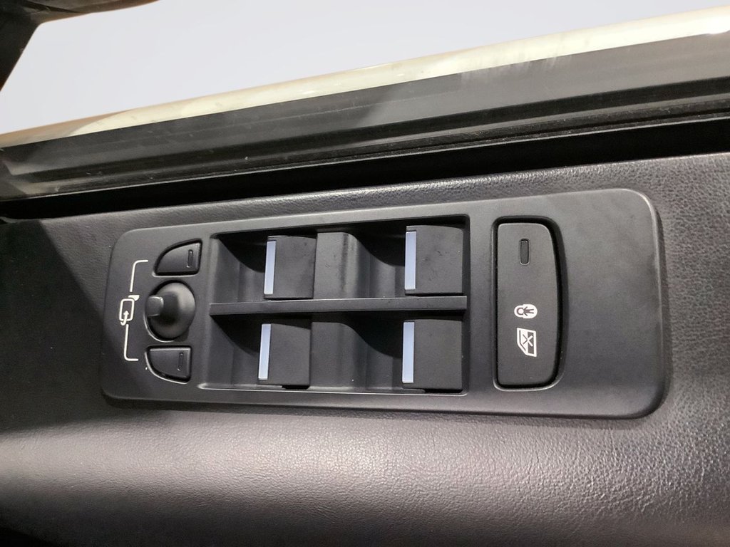 Used Land Rover Discovery Sport 2021 for sale - 77806339: Photo 23