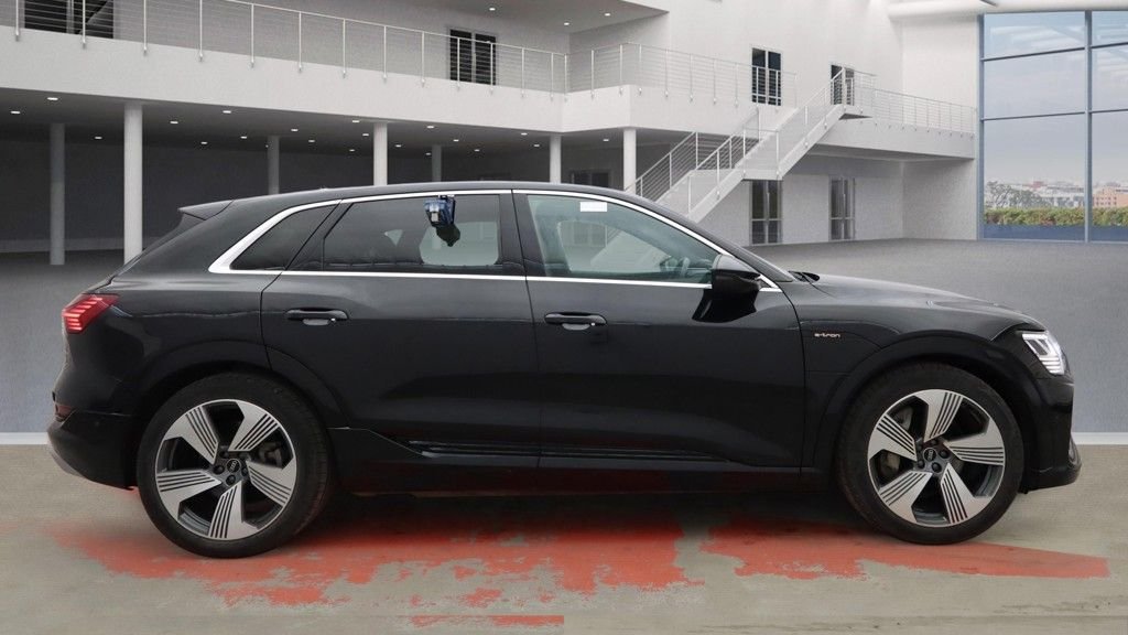 Used Audi e-tron 2020 for sale - 77904956: Photo 17