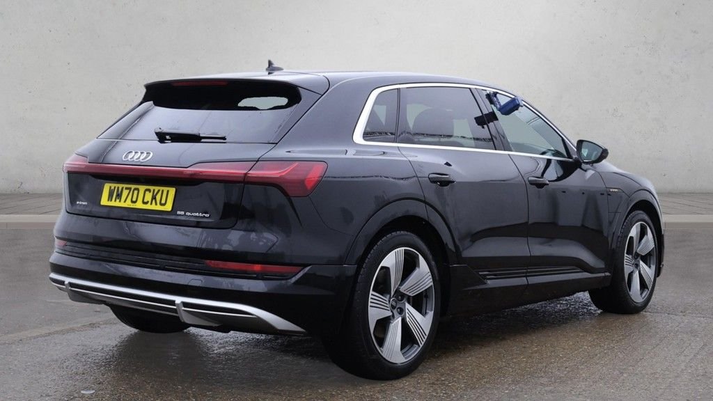 Used Audi e-tron 2020 for sale - 77904956: Photo 4