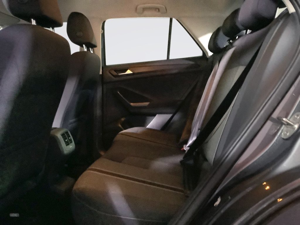 Used Volkswagen T-Roc 2018 for sale - 76867240: Photo 10