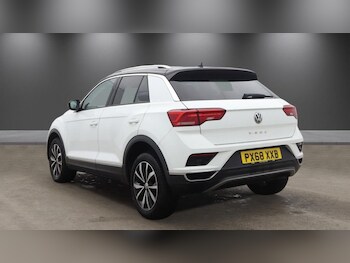 Used Volkswagen T-Roc 2018 for sale - 78167048: Photo