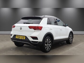 Used Volkswagen T-Roc 2018 for sale - 78167048: Photo