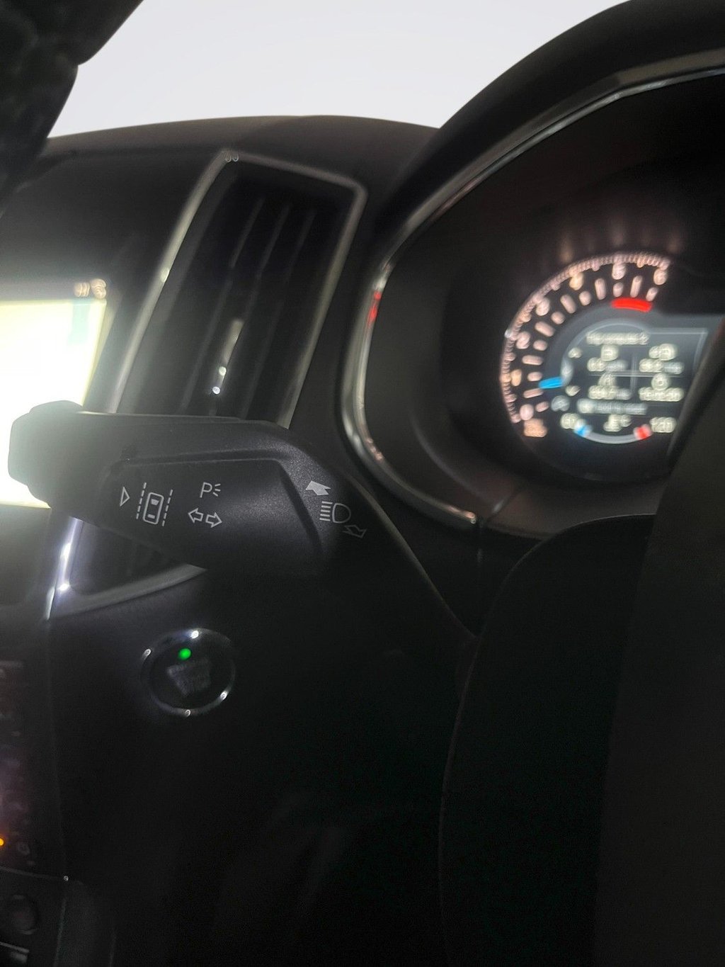 Used Ford S-Max 2018 for sale - 76999249: Photo 19