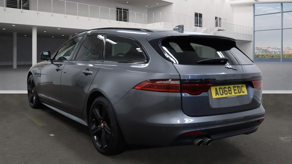 Used Jaguar XF 2018 for sale - 76396451: Photo 3