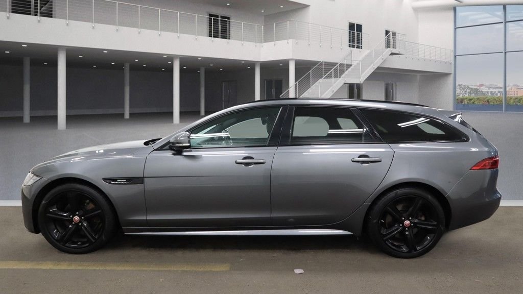 Used Jaguar XF 2018 for sale - 76396451: Photo 6
