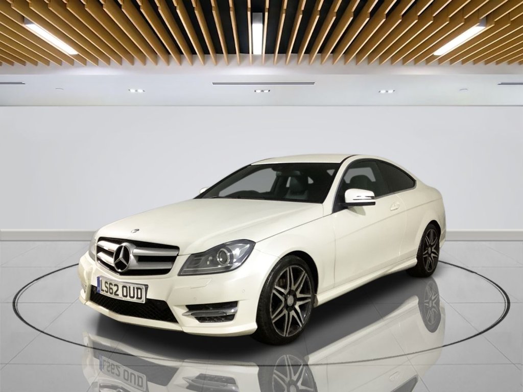 Used Mercedes-Benz C-Class 2012 for sale - 76147549: Photo 4
