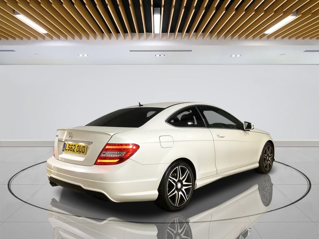 Used Mercedes-Benz C-Class 2012 for sale - 76147549: Photo 8