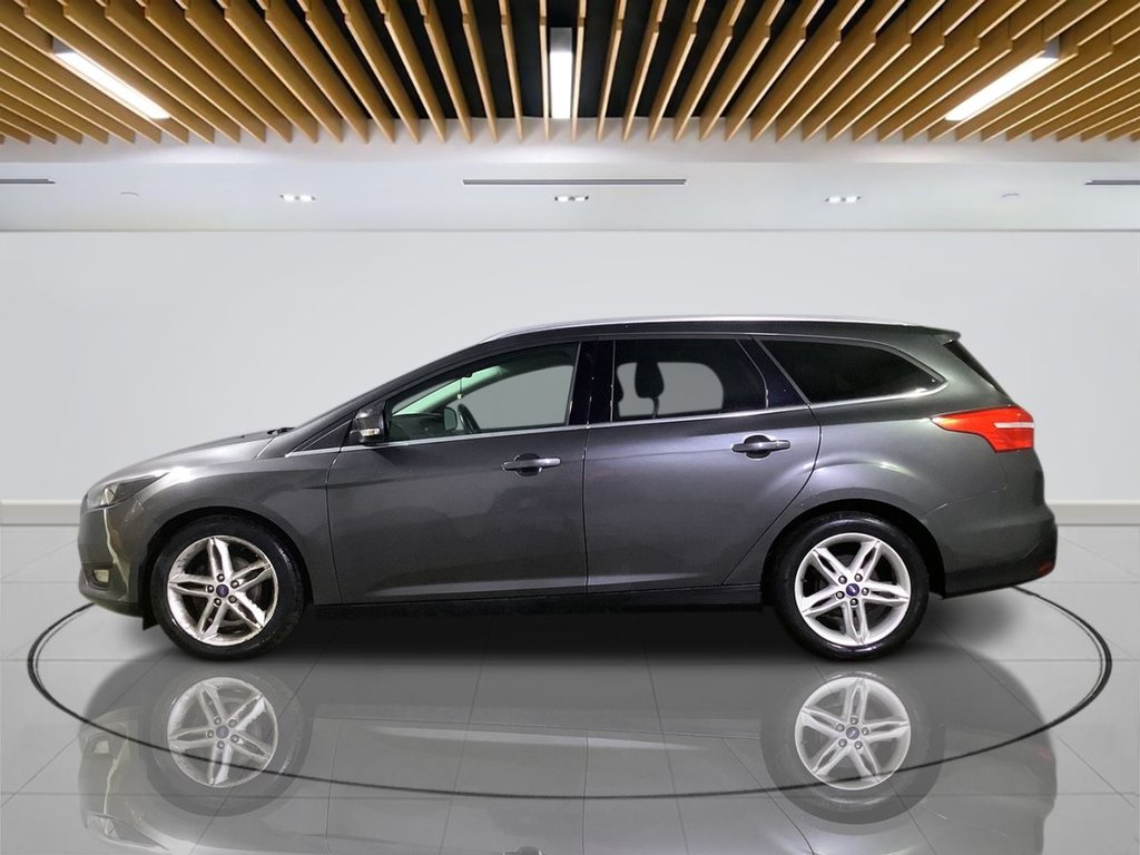 Used Ford Focus 2017 for sale - 77053651: Photo 4