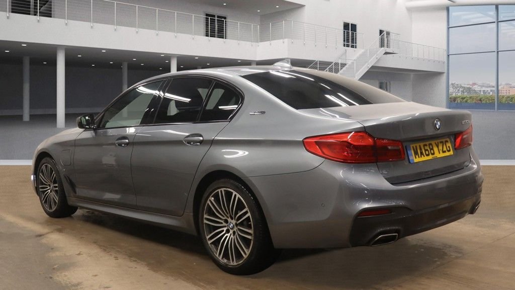 Used BMW 5 Series 2018 for sale - 77288085: Photo 9