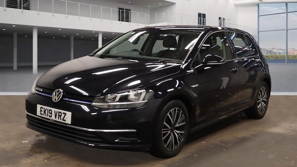 Used Volkswagen Golf 2019 for sale - 76304246: Photo 2