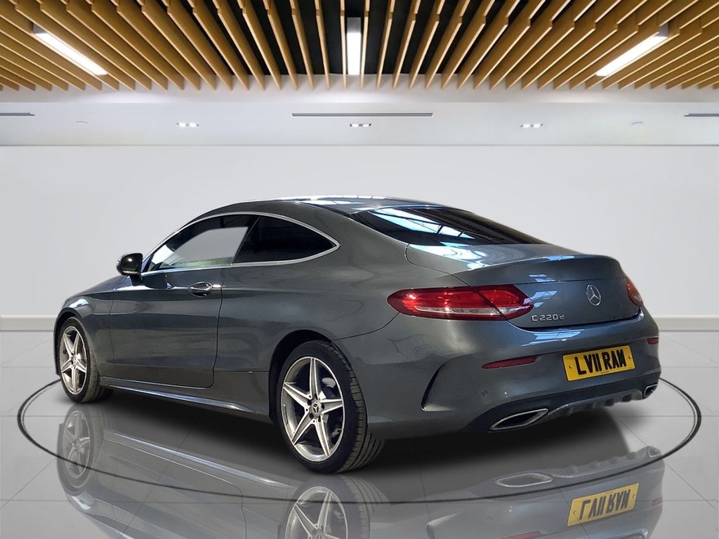 Used Mercedes-Benz C Class 2017 for sale - 76923133: Photo 5