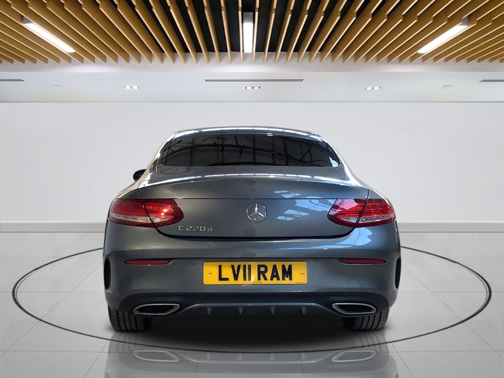 Used Mercedes-Benz C Class 2017 for sale - 76923133: Photo 6
