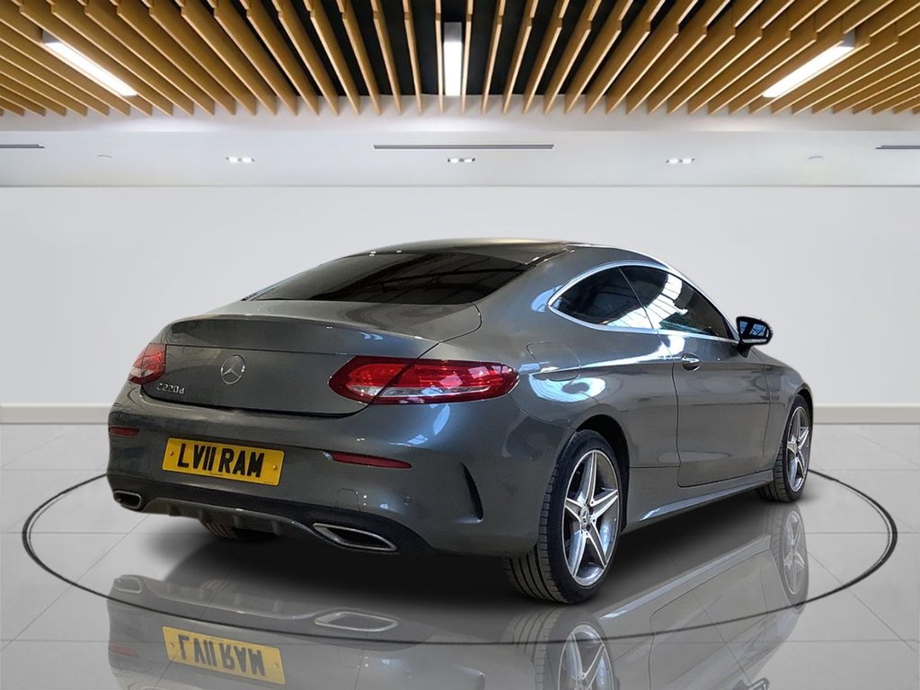 Used Mercedes-Benz C Class 2017 for sale - 76923133: Photo 7