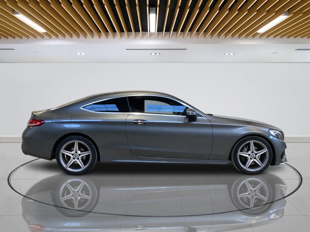 Used Mercedes-Benz C Class 2017 for sale - 76923133: Photo 8