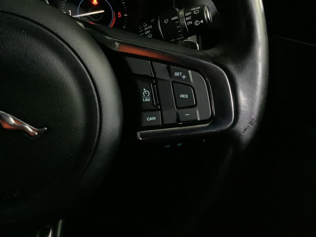 Used Jaguar XF 2018 for sale - 76434464: Photo 19