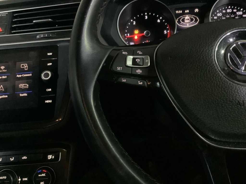 Used Volkswagen Tiguan 2019 for sale - 76973343: Photo 14