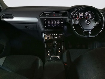 Used Volkswagen Tiguan 2019 for sale - 76973343: Photo